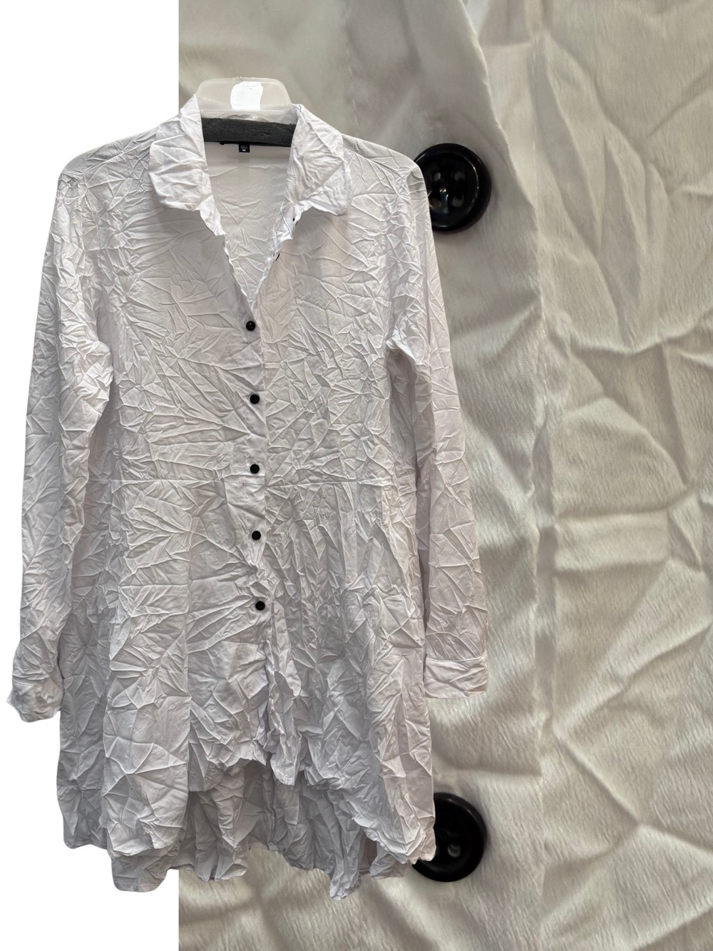 Comfy USA White Crinkle Bobby Peplum Long Sleeve Tunic Top Size Medium